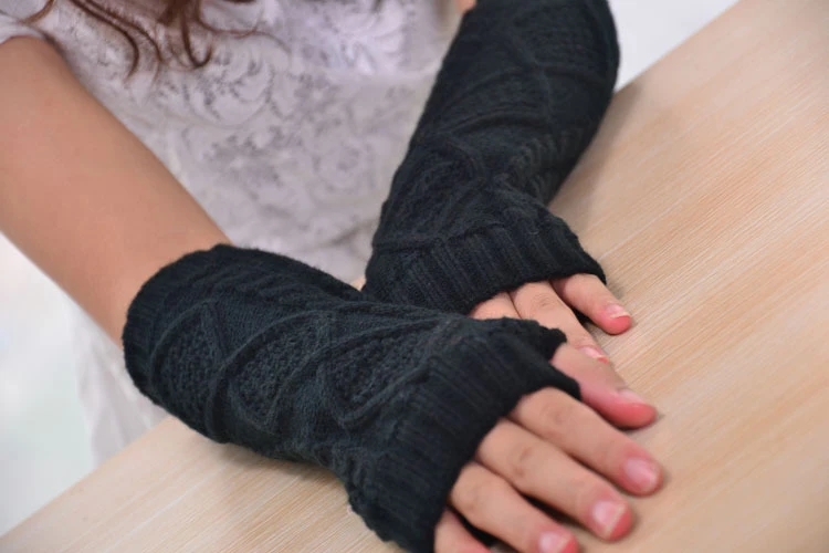 1 Pair Fashion Autumn Winter Spring Warm Women Ladies Girl Solid Gloves Arm Warmer Long Fingerless Xmas Knitting Wool Mittens