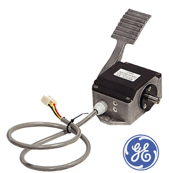 

Throttle Pedal IC4485ACH1BX0101AC02 Output 3.60-0 V For GE STAR Traction Controller For Golf Cart Forklift Paller Truck