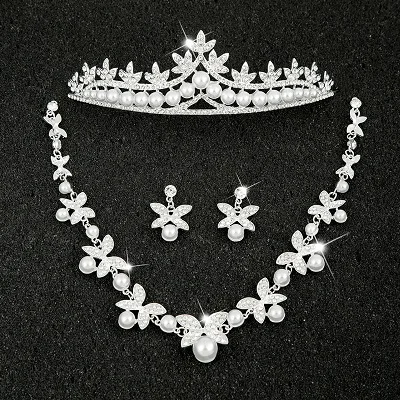 Hot Sale Sliver Plated Rhinestone Crystal Necklace+Earrings+Tiara 3pcs Jewelry Set For Bride Bridal Wedding Accessories (6)