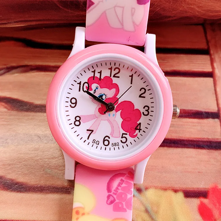 Новые детские часы с силиконовым ремешком и принтом пони, кварцевые часы с милым мультяшным единорогом для девочек, наручные часы - Цвет: Розовый