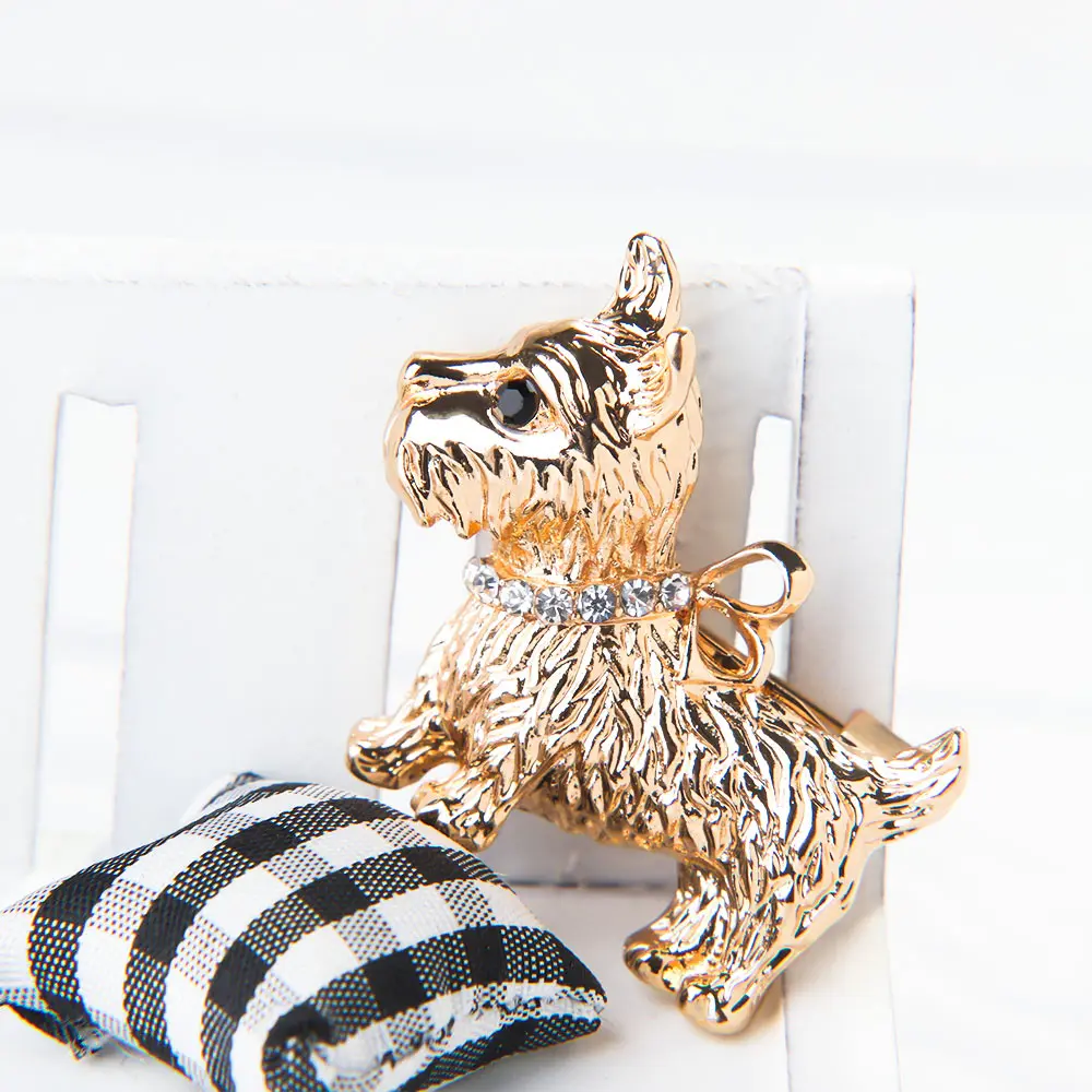 

1 pcs New Lovely Unisex Dog Animal Metal Brooches Men Women Delicate Clothing Decor Fashion Party Brooches Pin
