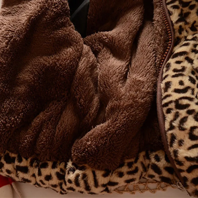 Детское пальто для девочек; зимняя одежда для маленьких девочек; хлопковая утепленная одежда с леопардовым принтом для малышей; теплое Свободное пальто; Roupas Bebe