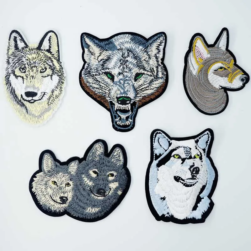 

Wolf Predator Fierce Fur Iron On Patches Sewing Embroidered Applique for Jacket Clothes Stickers Badge DIY Apparel Accessories