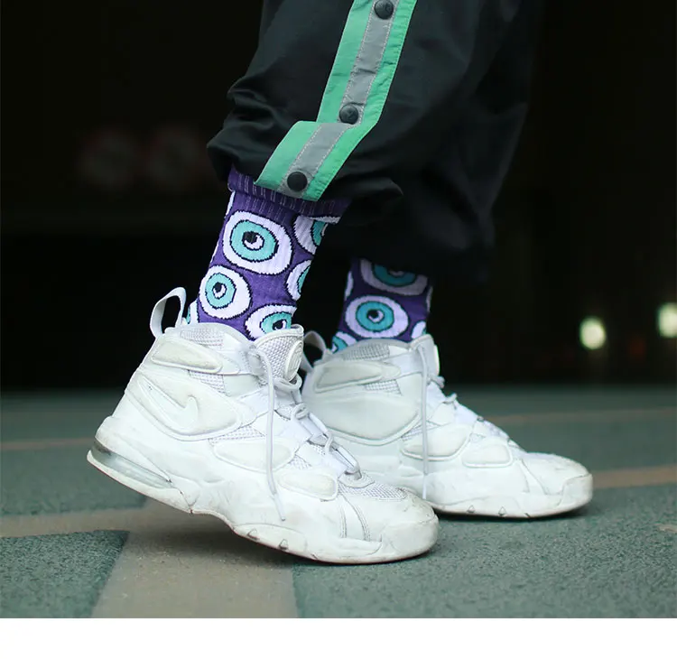 

IMINCN 1Pair Harajuku Cool Skateborad Short Rainbow Sock Art Fashion Cotton Hipster Cartoon purple eyeball Socks