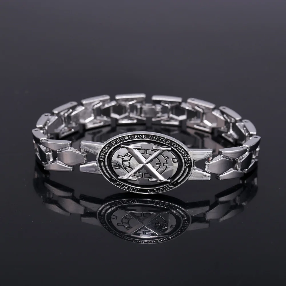 

2015 Hot Animation Bracelet Fairly/One Piece/ Attack On Titan/Naruto/Death Bracelet High Quality Alloy Bracelets For Gifts
