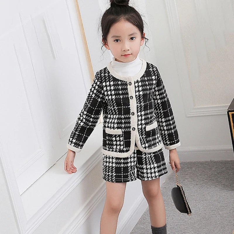 

Spring Winter baby cardigan + shorts girls 2 pcs set kids knit suit children fashion clothes black white plaid check 2 to 7 yrs