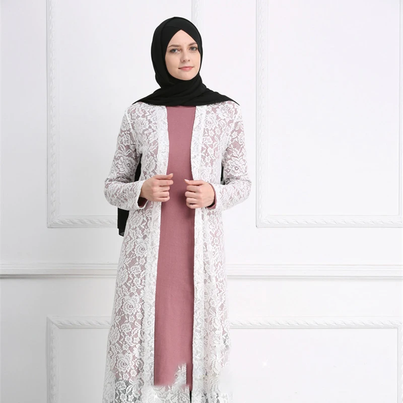 

2019 Muslim Women's Fashion dress Black And White Lace Cardigan Middle Eastern Turkey Long Length Sunscreen Lace Cardigan Robe