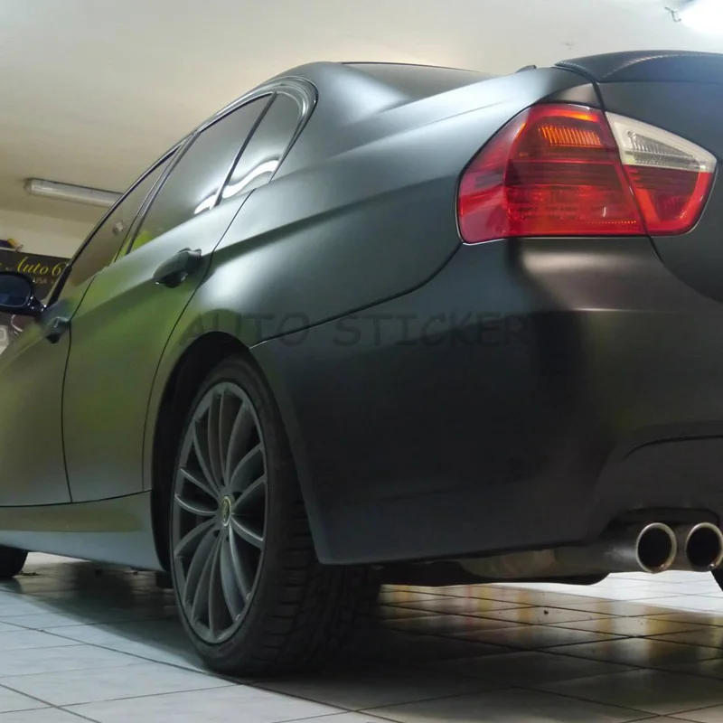 MATTE BLACK RETAILING