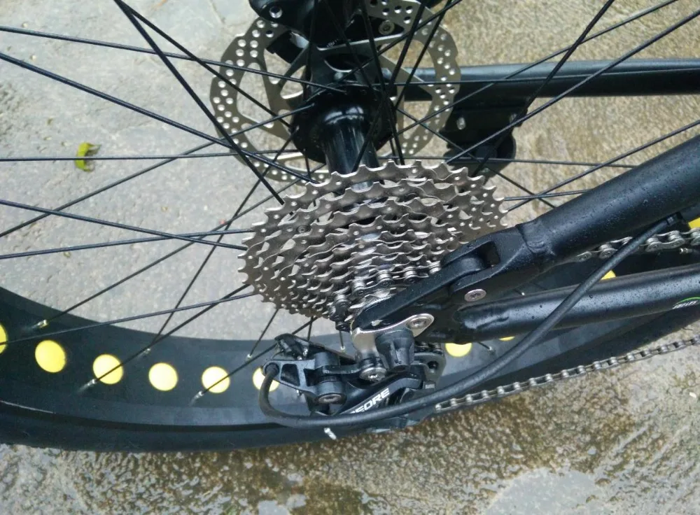 Clearance Kalosse 26*4.0 tires ,Folding  frame   Fat bicycle ,snow mountain bike , bicicleta mountain bike  , 21/24/27/30 speed, 14