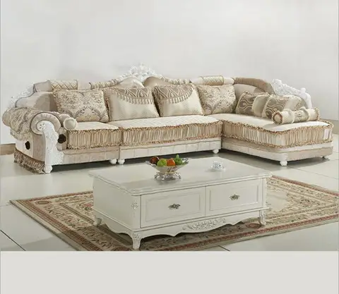 US $880