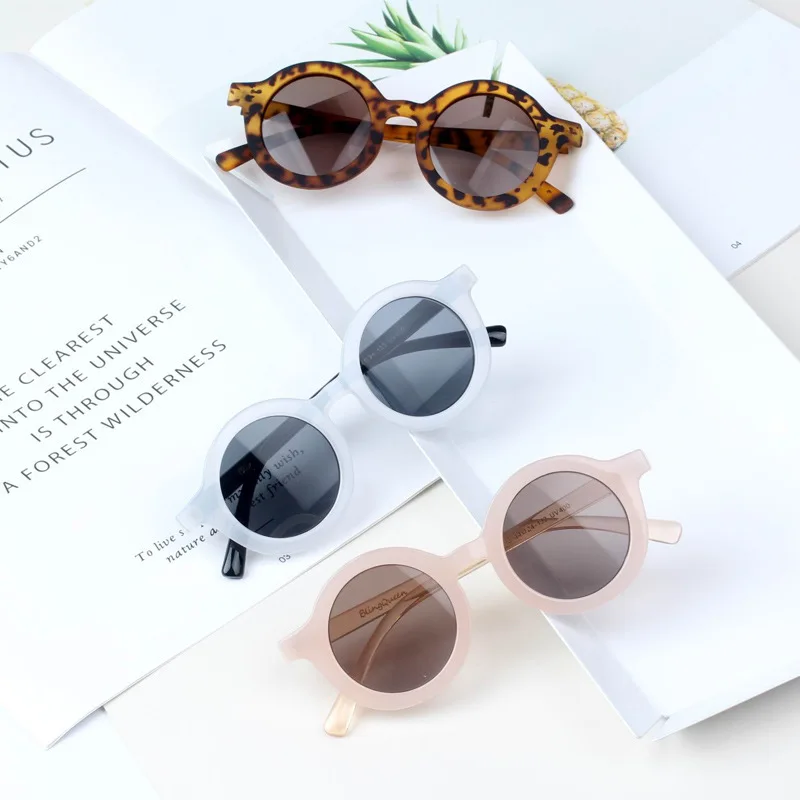 

Vintage Round Kids Sunglasses Baby Eyewear Oculos de sol Boy And Girl Glasses Vintage Oculos de sol UA400 Shades For Children