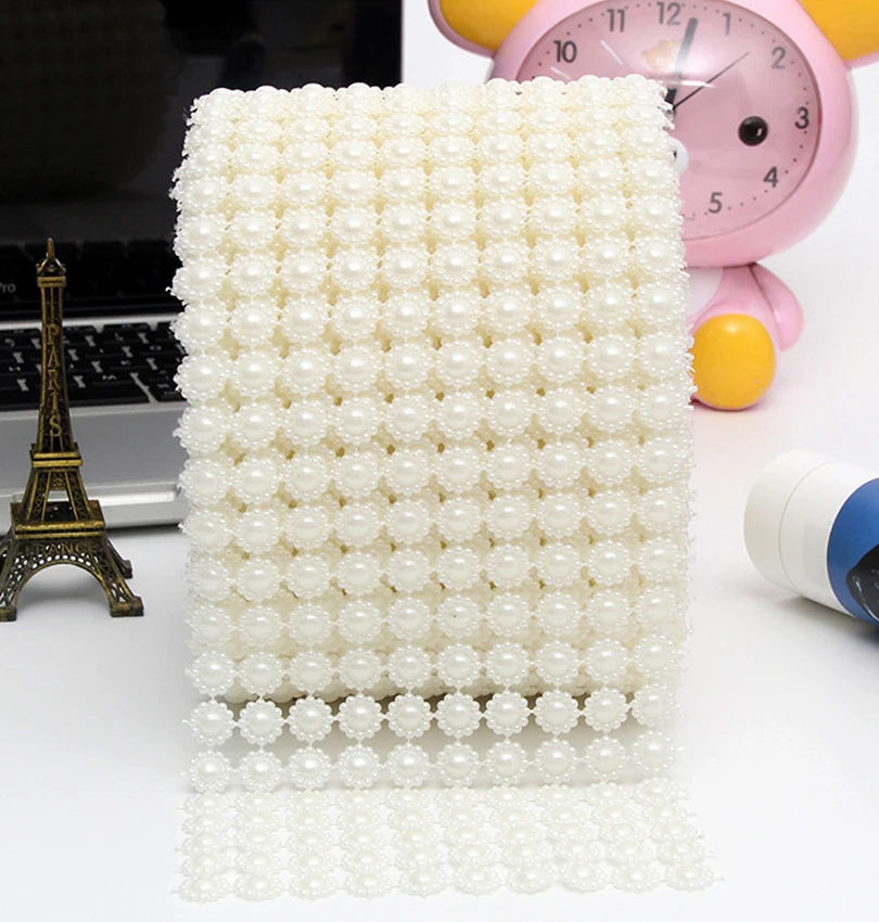 

(10 yard/lot) 10 Rows Plastic Pearl Trimming Mesh Wrap Strass Crystal Flower Shape Sew on Wedding Dress Garments