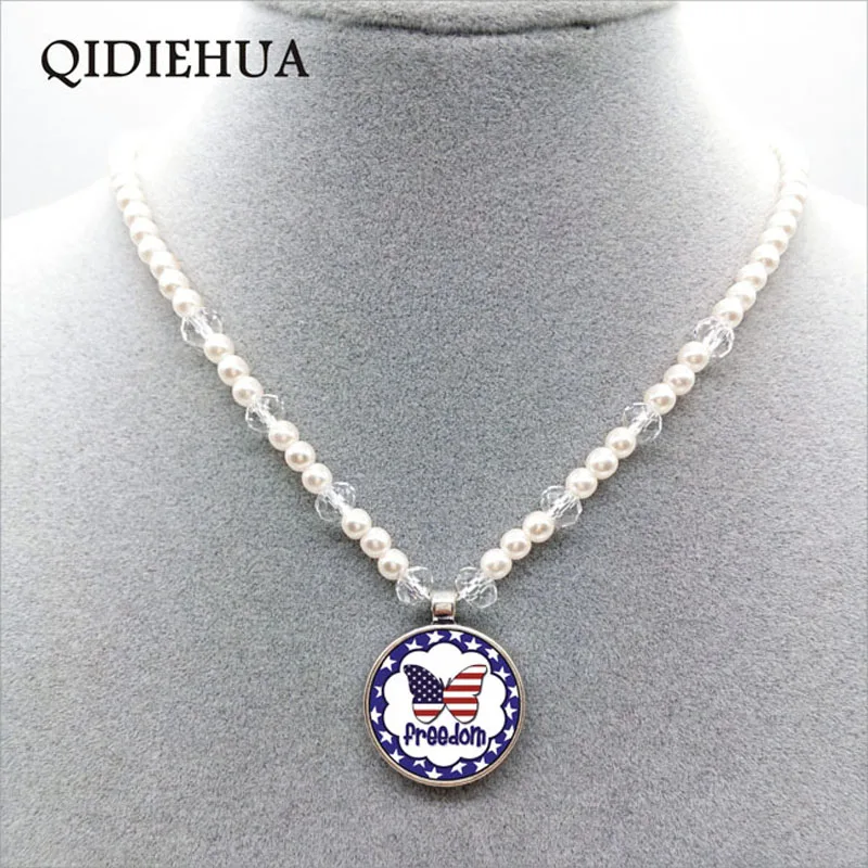 

New Freedom Butterfly Insect Pendant Pearl Crystal Chain Choker Animal Unique Fashion Jewelry For Women Girl Necklace Wholesale