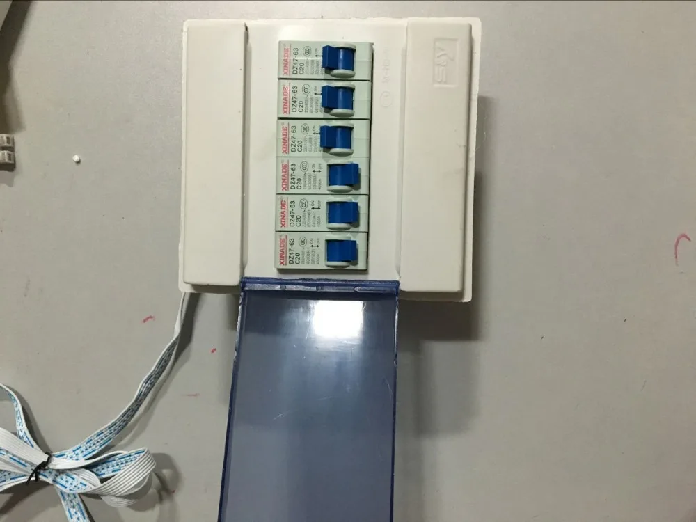 В режиме реального времени escape room prop Circuit breaker Отрегулируйте 6 переключателей в