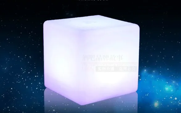 7952