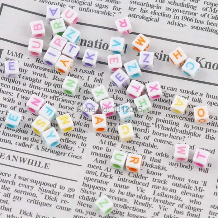 

Free shipping (sold per lot of 400) Mixed White Alphabet /Letter "A-Z" Acrylic Cube Charms DIY Beads 6x6mm