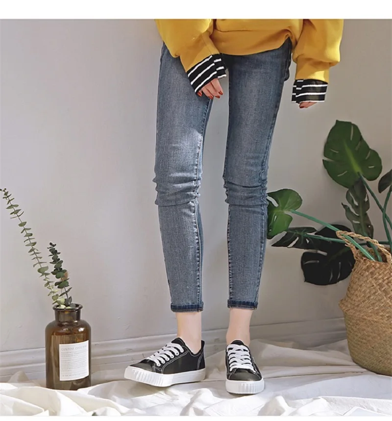 

2018 New White Shoes Female Spring and Autumn Students Tie Flat Sweet Wind Casual Pure White Canvas Shoes