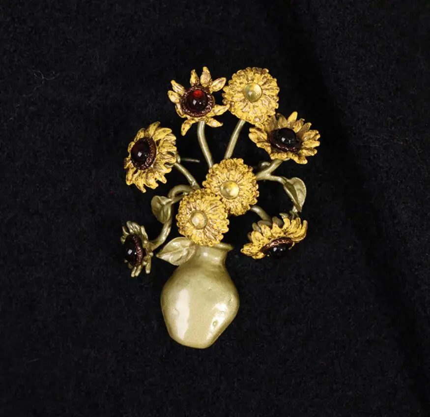 

CSxjd High-end version female Sunflower brooches scarves deduction vintage jewelry brooch