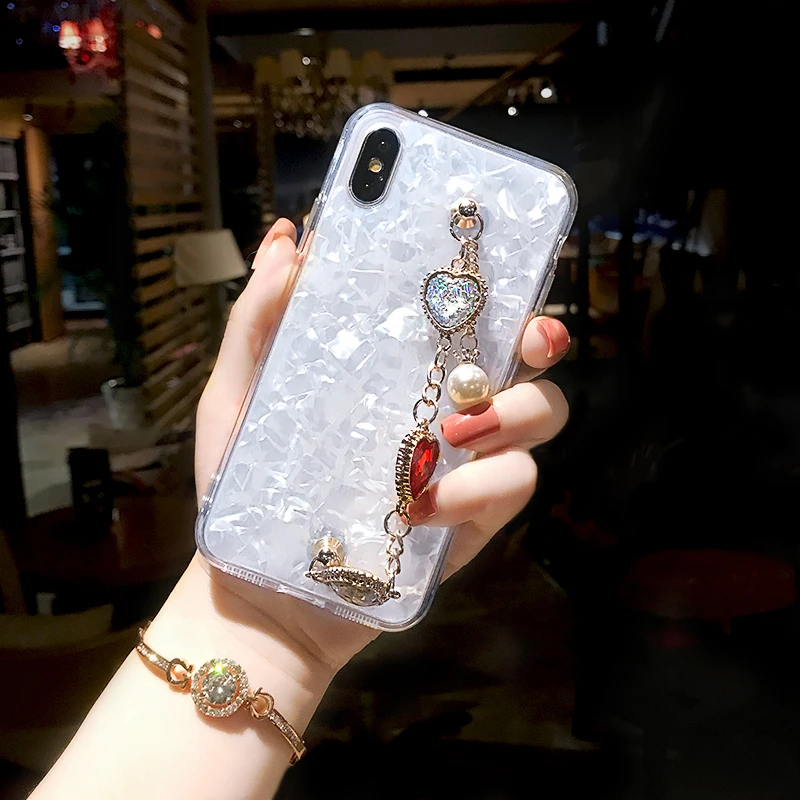 

Fancy Ingenious Sparkling heart diamond chain bracelet shell phone case For Huawei P8 P9 P10 P20 Lite Plus mate 10 pro