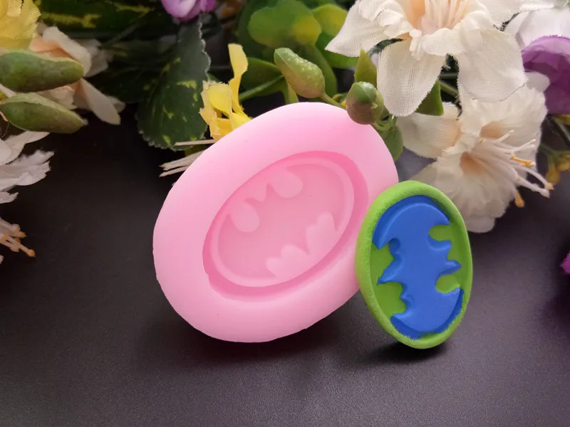 

3D Silicone Molds Batman Sugarcraft Fondant Chocolate Mold Face Silicone Cake Mold Cake Decorating Tools F376