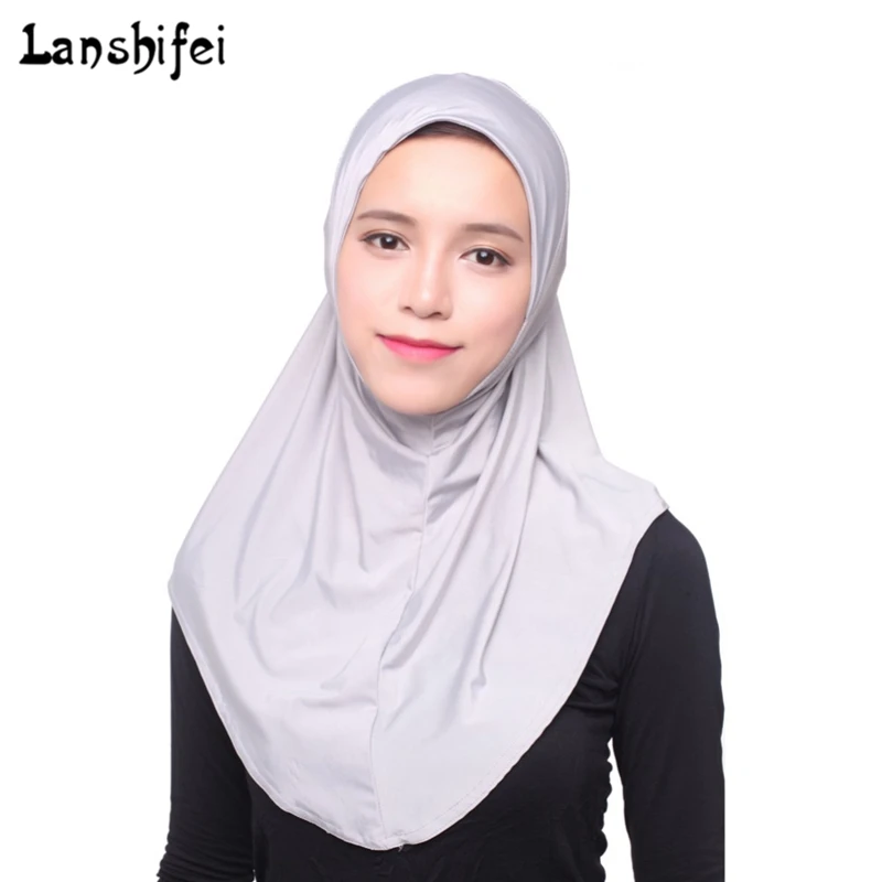 Хиджаб от найк. Буркини найк. Хиджаб nike. Никаб паранджа. Мусульманские платки.