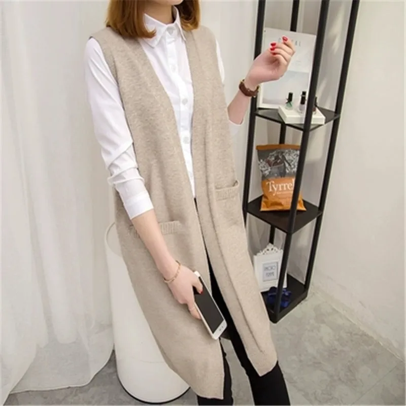 Фото Autumn Sweater Female 2019 New Loose Long Section knitted Outer Vest Sleeveless Cardigan Jumper Outerwear Coats PZ1240 |