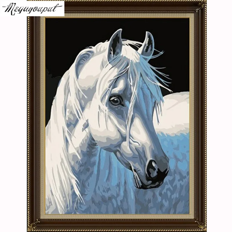 

5d diy diamond mosaic diamond embroidery Christmas GIFT 3D diamond painting white horse animal pictures home decor new year GIFT