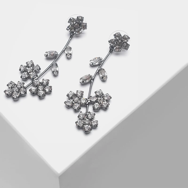 

Floral design glitter fashion drop earrings