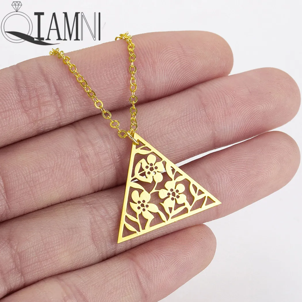 

QIAMNI Multicolor Triangle Geometric Pendant Necklace Leaves Flower Chain Necklace Lover Gifts Retro Boho Jewelry Charm Bijoux