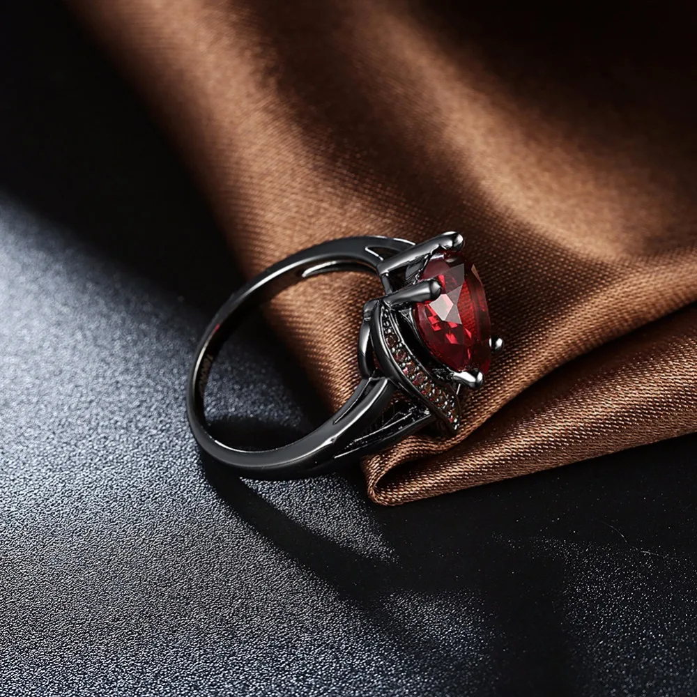 Paryt Accessories Black Gun Color Ring Red Heart Cubic Zirconia Rings For Womens New 2018 Fashion Jewelry (JewelOra RI103307)