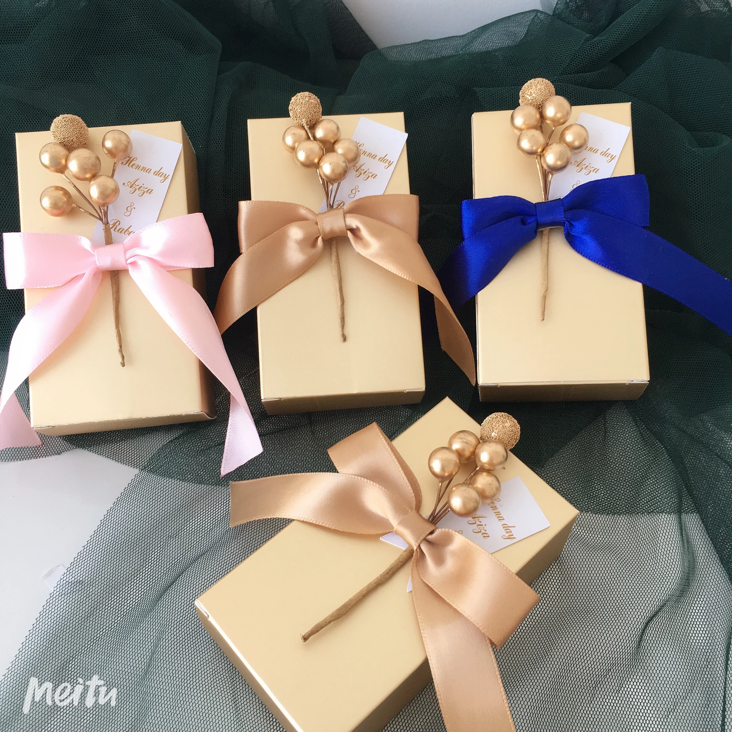 100 шт Золотая Подставка под шоколад вечерние принадлежности для свадьбы, юбилея, дня рождения, персонализированные подарочные коробки для конфет на заказ