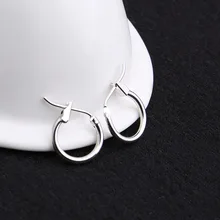 Nowa moda popularne koło kolczyk ear stud para kolczyki miedź materiał mężczyźni i kobiety kolczyki z akcesoria hurtownie(China)