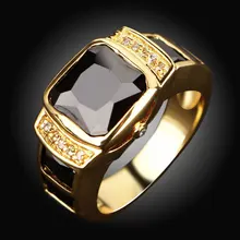 Joyería de Moda al por mayor Nuevo Hombre Clásico Hombres Anillos de Oro Amarillo Llenó el Anillo de Compromiso de Piedra Negro para los hombres Regalo R058YBLS