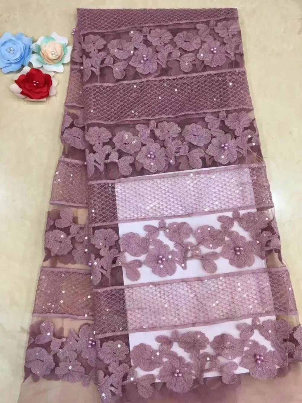 

Coral Stones Mesh Embroidery Fabric 2018 Fashion Design onion French Tulle Lace With Beads Cheap Price Nigerian Lace (FJ-3-19