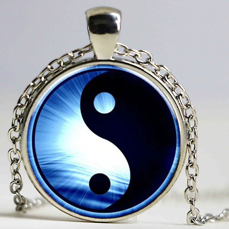 Vintage jewelry Yin Yang Tai Chi pattern jewelry pendant Tai Chi silver choker necklace glass cabochon statement necklace