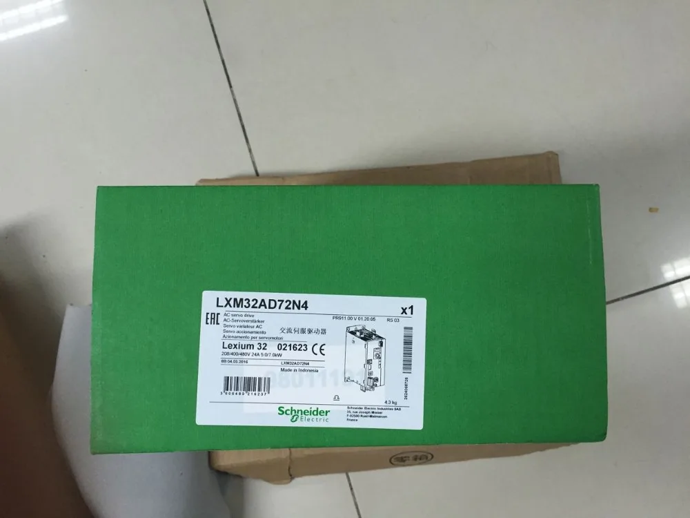 

LXM32AD72N4 new in box