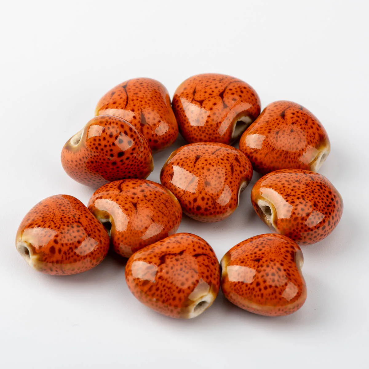 

Heart Shape Porcelain Bead For Jewelry Making not hama string Unique Ceramics Beads Wholesale 10pieces/lot #A324B