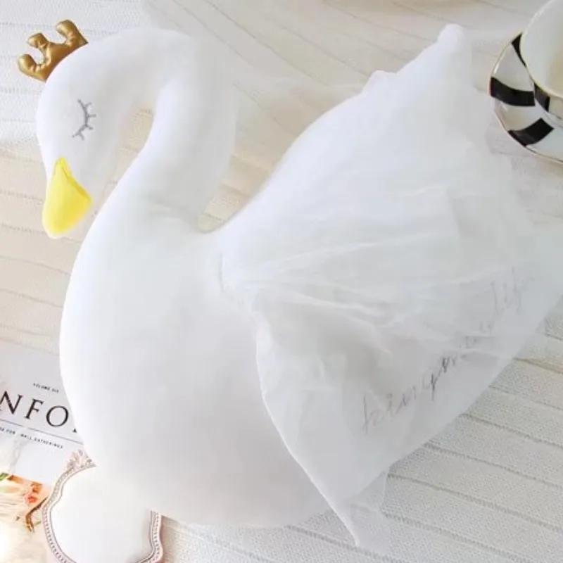 Детские подушки Лебедь Корона Марля подушки детские сопровождать Спящая кукла детская кровать украшения комнаты игрушки - Цвет: swan design2