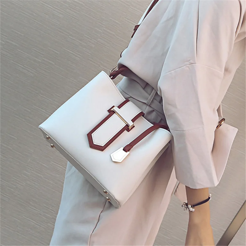 

2019 New Female Bag Trend Korean Fashion Handbag Shoulder All Match Commuting Zipper Large Capacity Messenger Brand High Quality