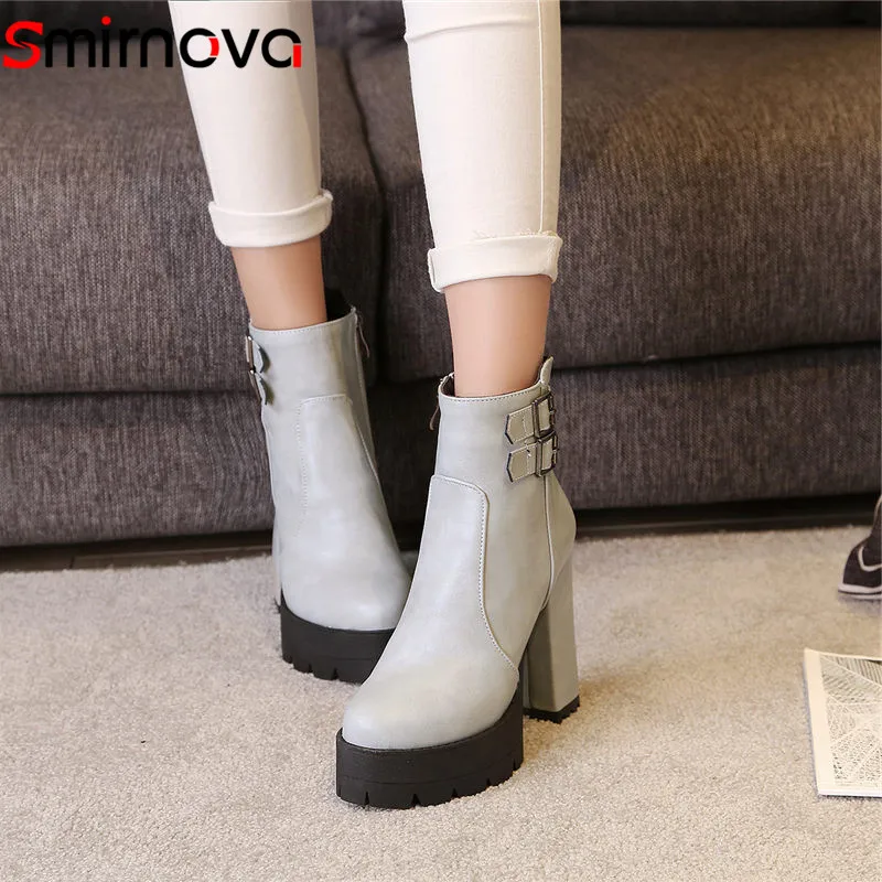 Женские ботильоны на платформе Smirnova зимние однотонные с круглым носком очень