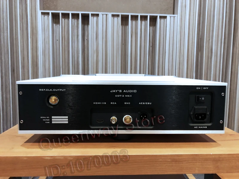 R 076 рубиевые часы HI END Pure Digital Turntable 24 бит/192 кГц|Усилители мощности| |