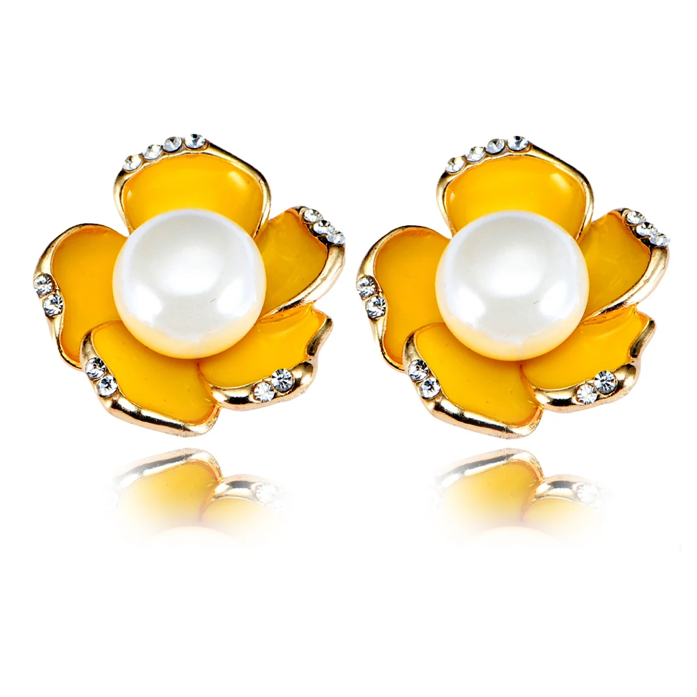 

Big Imitation Pearl Les Enamel Earrings Yellow Flower Clear Crystal Rhinestone Stud Earrings Fashion Jewelry Female Ec