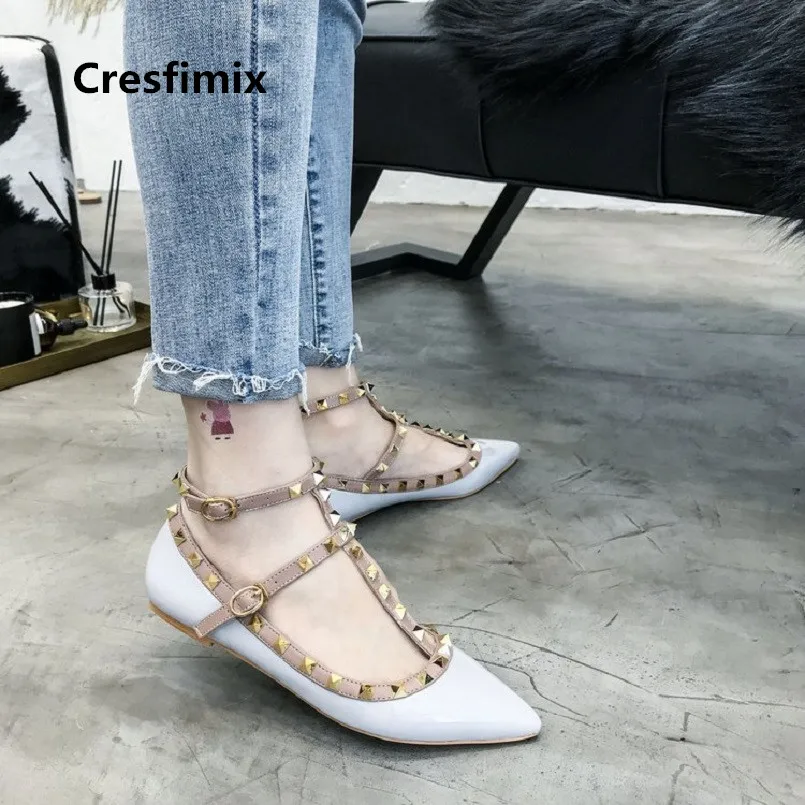 

Women Fashion Comfortable Pointed Toe Rivet High Quality Pu Leather Flat Shoes Lady Casual Black Shoes Femmes Appartements E3045