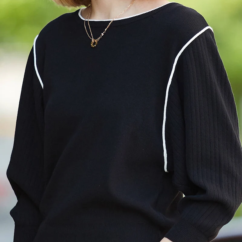 Spring Round neck Striped Knit Sweater Fashion and elegant White Sweater 2019 Brand Design black Spring Knitting Sweater woman Spring Round neck Striped Knit Sweater Fashion and elegant White Sweater 2019 Brand Design black Spring Knitting Sweater woman