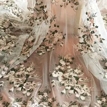 3D перламутровая Цветочная кружевная ткань с розовыми и зелеными цветами, Цветочная вышивка, кружевная ткань для свадебного платья от кутюр