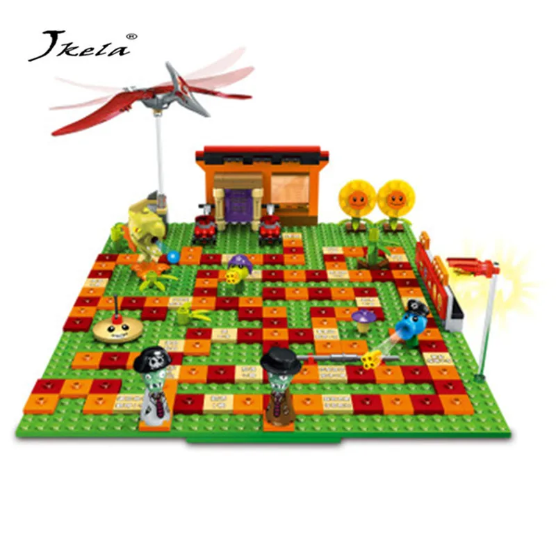 

2019 New2 style plants vs zombies Set Anime Garden Maze Struck Game Building Blocks Bricks Compatible With Legoingly gif