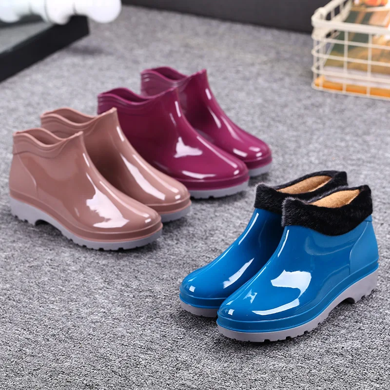 Резиновые ботильоны. Женские ботильоны nordman bora. Резиновые ботильоны женские. Женские резиновые сапоги нордман черные. Резиновые ботильоны.