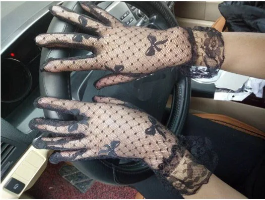 

New Summer ladies nets short mesh sunscreen gloves Gothic Punk Emo Rock Costume Fancy Sexy Lace lace gloves