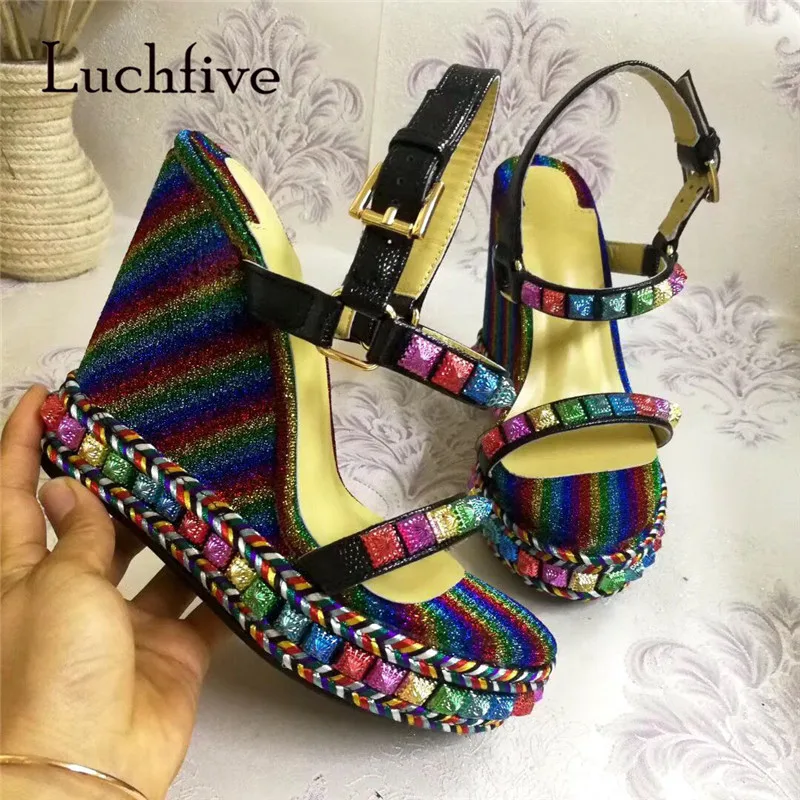 

2019 High Heel Platform Wedge Sandals Rainbow Color Studed Chain Sandals Summer Shoes Bohemian Gladiator Sandals Women