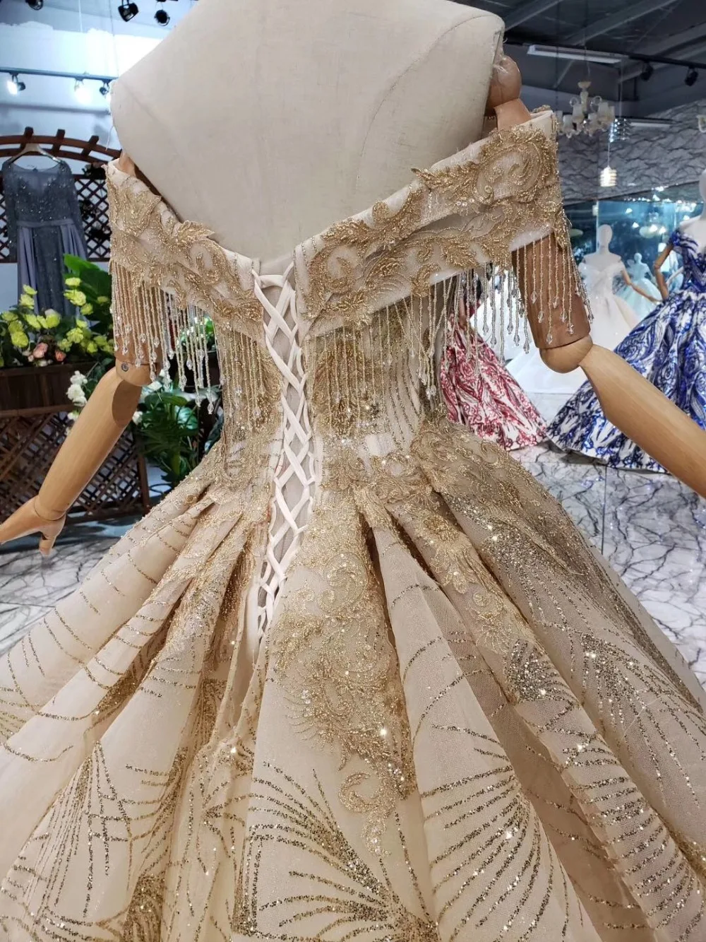 CloverBridal Ближний Восток стиль бисером кисточки невероятный advanced сетка с блестками кружева Золотое свадебное платье 2019 Последние Роскошные